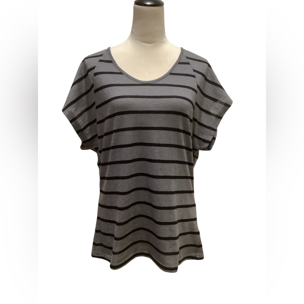 Cotton On Women Black and Gray Striped Tee Size XS